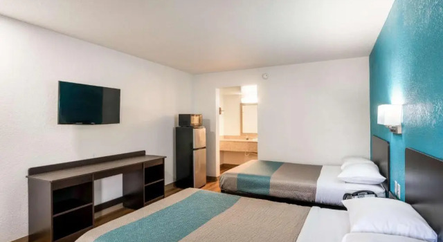 Четырёхместный номер Deluxe Motel 6-Lexington, KY - Airport