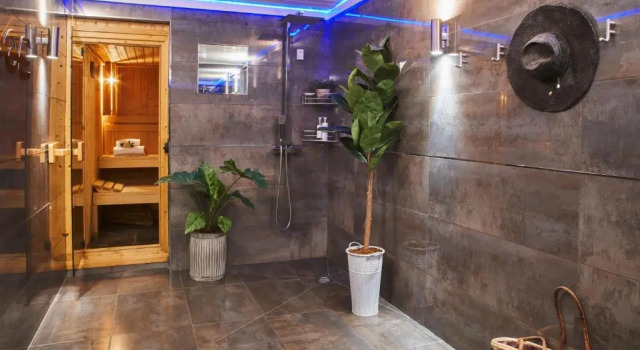 Swifts Return - Apartment with hot tub, sauna and indoor pool (Dartmoor), Varaa Huoneisto Asunnot kohteessa Merseyside, Huoneisto