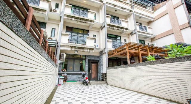 Kenting Muchen B&B - 21.5 Hengchun Branch, Забронировать Отель «постель и завтрак» Отели в центре Хенгчун, в центре