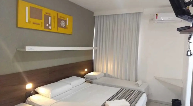 Трёхместные апартаменты с балконом Pousada Aquarela Do Brasil