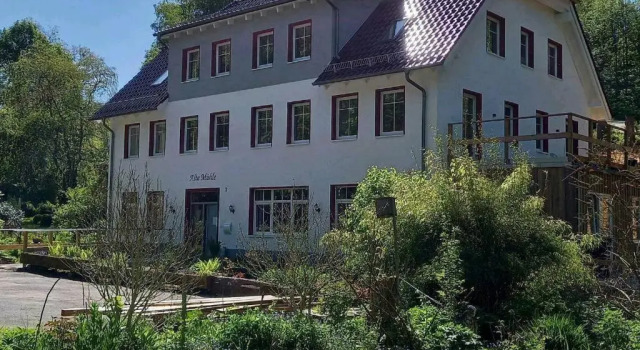 Alte Mühle, Забронировать Отель Отели Weser Uplands с парковкой, Парковка