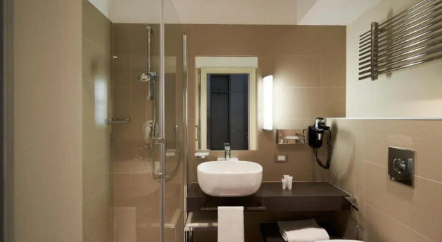 Одноместный с французской кроватью номер Classic UNA Hotels Bologna Fiera