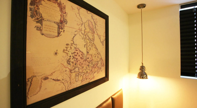 Achasan Station Wall Hotel