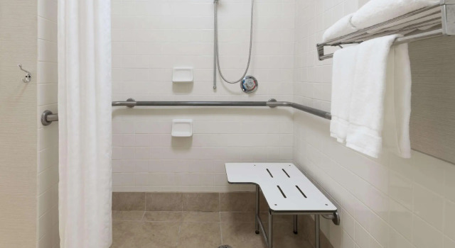 Двухместный люкс Homewood Suites by Hilton Raleigh-Durham Airport at RTP
