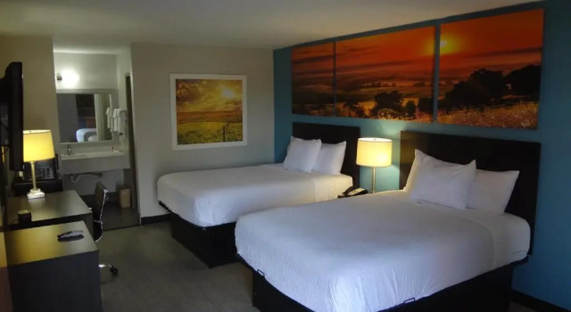 Номер Deluxe Days Inn by Wyndham Hernando