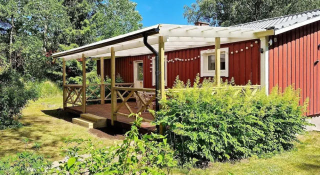 Коттедж 5 person holiday home in Billingfors