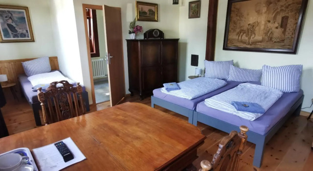 Pension Hochheimer Schlösschen, Book Hotel Erfurt Luther Trail