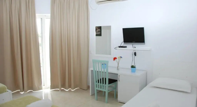 Saranda Hotel