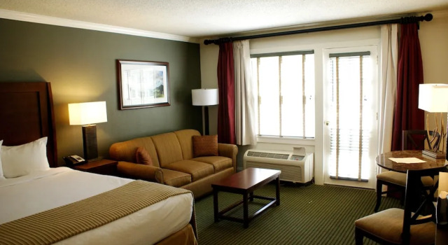 Двухместный номер Standard с балконом Brasstown Valley Resort & Spa