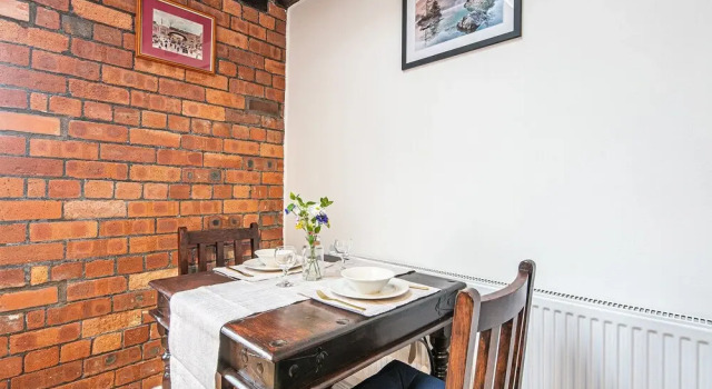 Victoria Quays Loft Apt - Free Parking