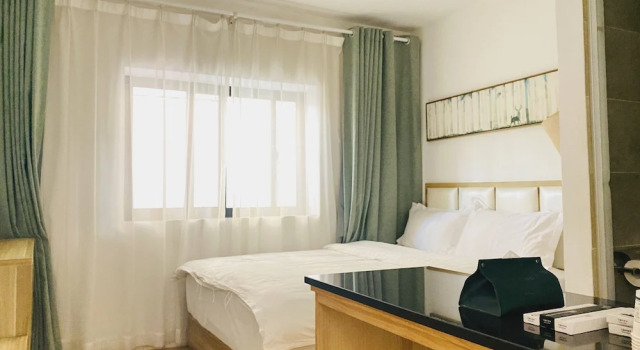 Двухместный номер Comfort Hidden Garden Youth Hostel -Oriental Pearl &Lujiazui -Garden Social Area -Bar -Café -Free Laundry Luggage Storage -24H Front Desk -English Service