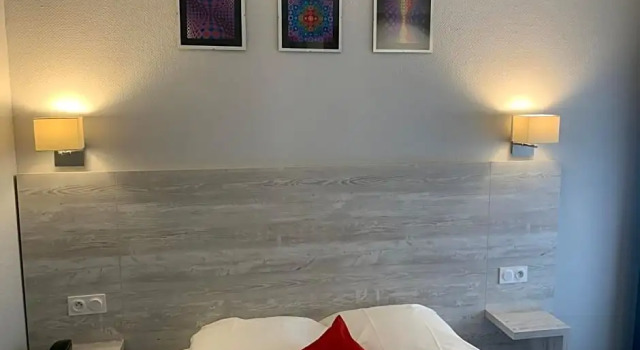 Двухместный номер Standard с видом на внутренний двор Campanile Grenoble Centre Gare