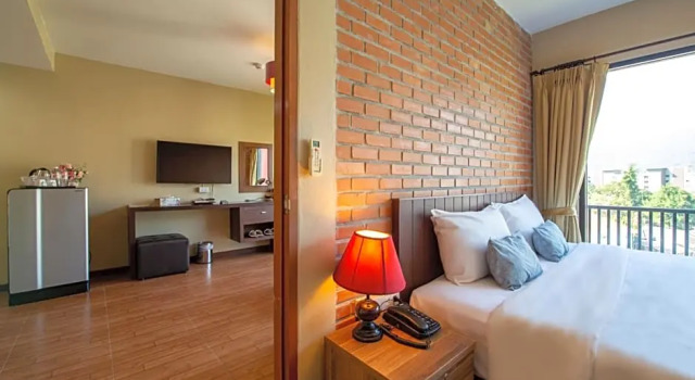 Люкс c 1 комнатой WE Valley Hotel
