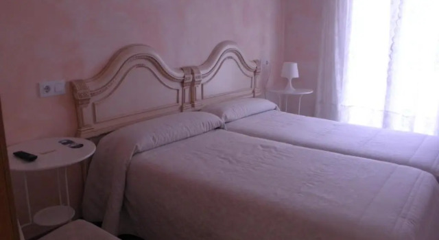 Hostal Paquita, Забронировать Отель Фуэнкарраль – Эль-Пардо Мадрид