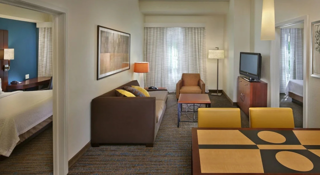 Двухместный люкс с 2 комнатами Residence Inn by Marriott Waldorf