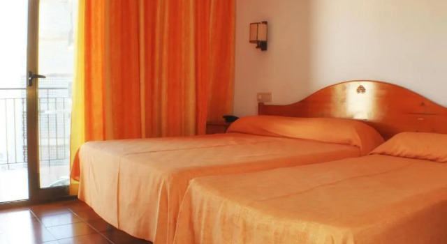 Четырёхместный номер Standard Hotel Parc