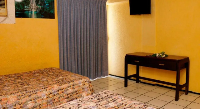 Полулюкс Hotel Suites Elia Noemi