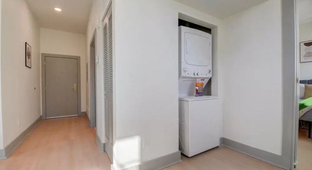 FRONTDESK Myers Medical Lofts Downtown Louisville, Забронировать Отель Отели Луисвилл с парковкой, рядом с Muhammad Ali Center, Парковка