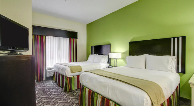 Четырёхместный номер Standard Holiday Inn Express Savannah South I-95 Richmond Hill by IHG