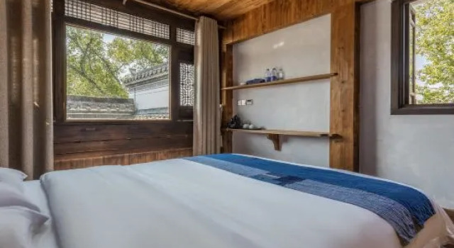 Семейный люкс Wuyuan Songfengcui Scenic Spot Hundred-Mu Manor Boutique Stay