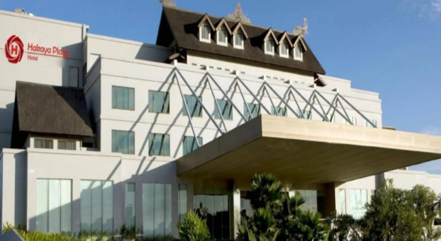 Hakaya Plaza Hotel, Rezervovat Hotel Hotely v Kalimantan s parkováním, Parkování