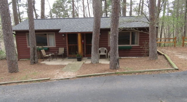 Четырёхместный семейный номер Standard Tall Pines Inn