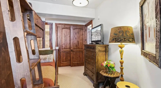 Grand Lodge - 3 Bedroom Condo Deluxe #304 - Ski-in/out by Deer Valley Resort