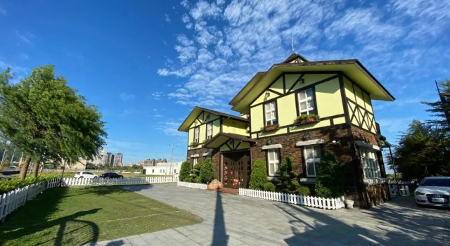 Двухместный номер Deluxe Luxembourg Hills Homestay