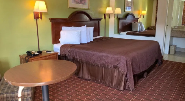 Двухместный номер Economy Royal Regency Inn