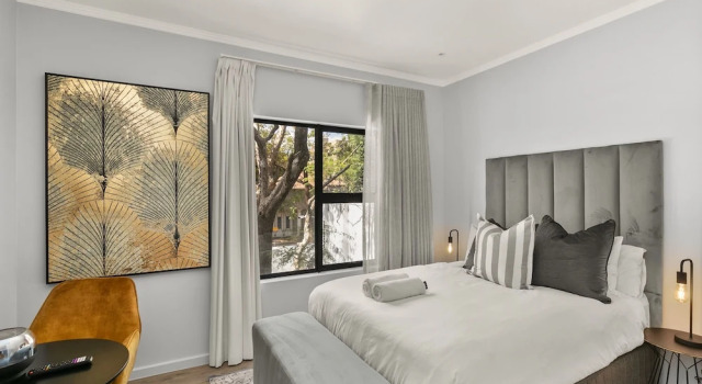 Студия Superior The Monroe Luxury Apartments