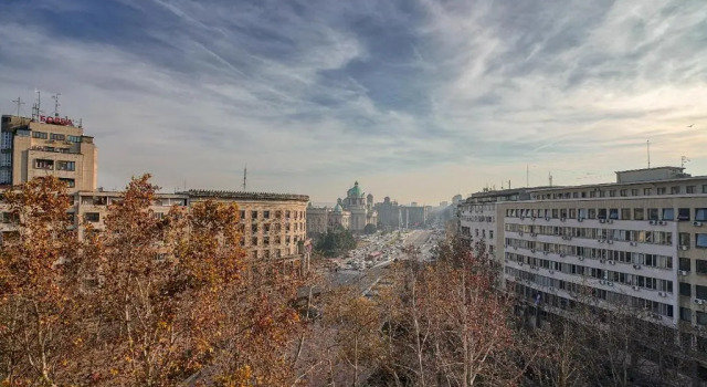 Maccani Black Luxury Suites