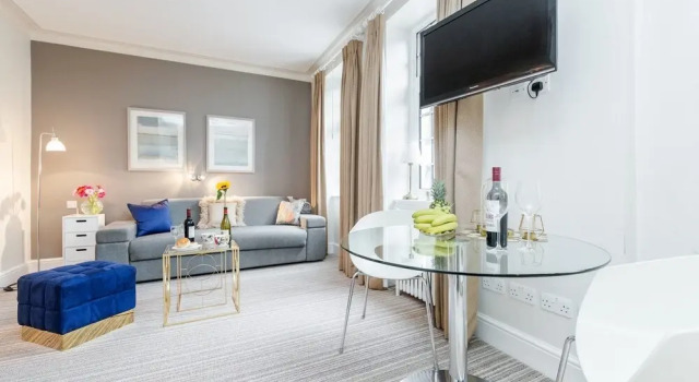 Gorgeous & stylish studio in Marylebone, Забронировать Отель Отели Англии 3 звезды, 3*