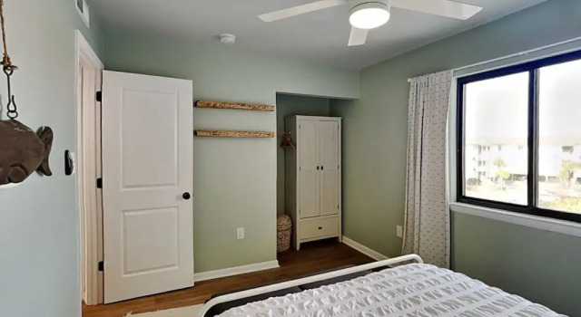 Standard Zimmer Lighthouse Point by Tybee Vacation Rentals