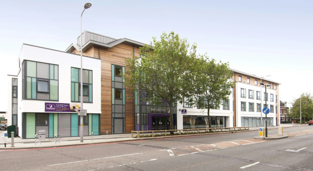 Premier Inn London Richmond, Забронировать Отель Ричмонд Ричмонд-апон-Темс