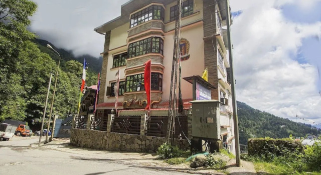 OYO 17078 Saint Hotel Gangtok
