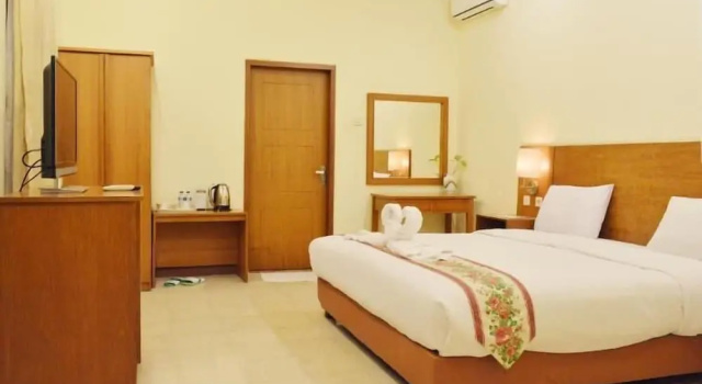 Двухместный люкс с балконом и с красивым видом из окна The Garden Family Guest House powered by Cocotel