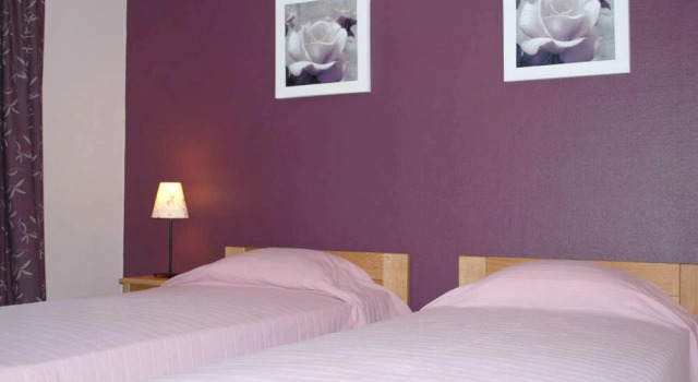 House With 5 Bedrooms in Bertrix, With Enclosed Garden and Wifi