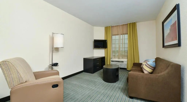 Двухместный люкс c 1 комнатой Candlewood Suites Monahans by IHG