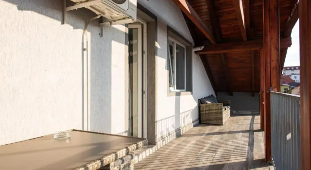 Апартаменты Rania Apartments