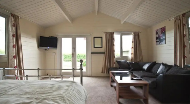River View Cabins, Book Lejlighed Londonderry Londonderry County