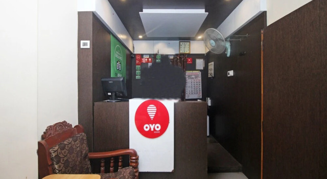 OYO 9632 Hotel Prestige Residency, Varaa Hotelli Hotellit Bangalore aamiaisella, Aamiainen