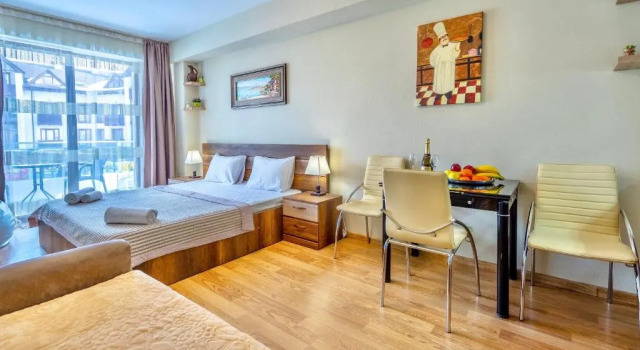 GVC New Gudauri 2, Rezerwuj Hotel Hotele w Mtkheta-Mtianeti z basenem, Basen