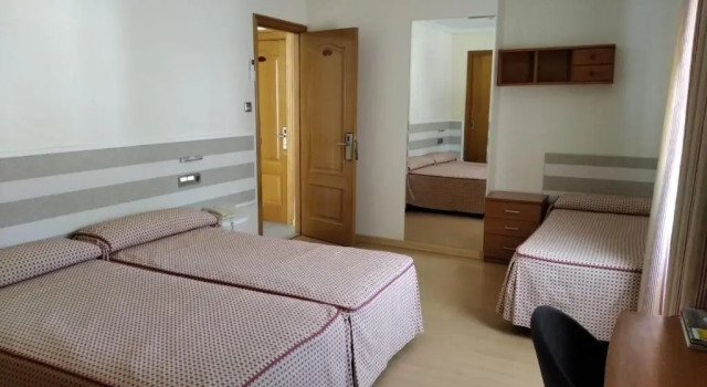 Трёхместный номер Standard Hotel Miramar Playa America Nigran
