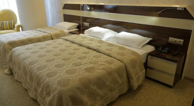 Трёхместный номер Classic Armin Hotel
