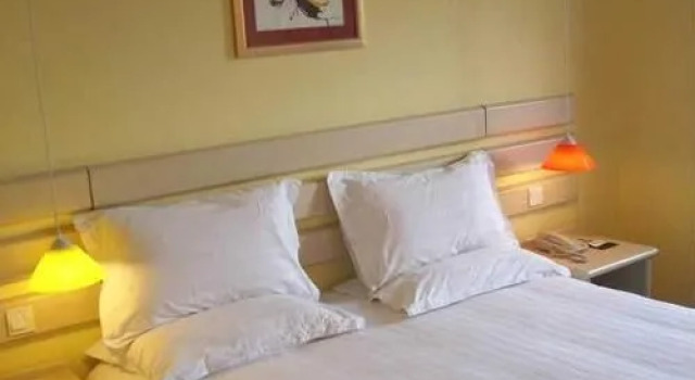 Home Inn Binzhou Coach Station - Binzhou, Забронировать Мини-отель Мини-отели Шаньдун, Мини-отель