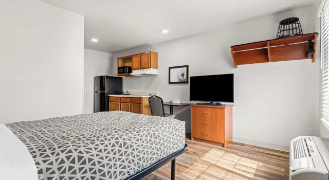 Номер Standard WoodSpring Suites Tulsa