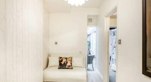 2bed w/ Covered Patio, 5 Mins to Paddington Stn