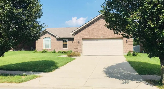 Коттедж Spacious 3 BR Ranch House W Patio Yard in a Quiet Suburb