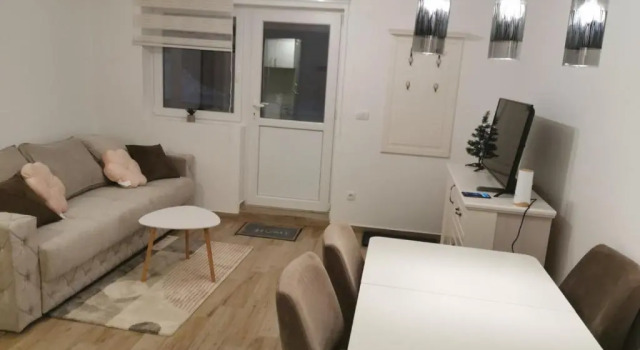 Iznad OblakaBO4, Buchen Sie Hotel Kopaonik 