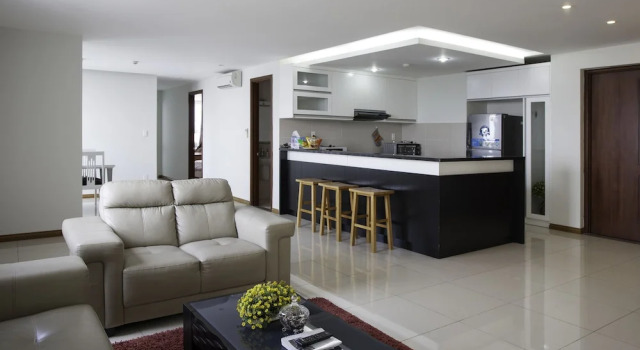 Le Soleil Central River View 3BR Apartment, Забронировать Апартаменты/квартира Отели Района 1 с парковкой, Парковка